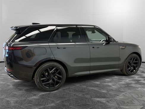 New 2026 Land Rover Range Rover Sport Dynamic SE image 6