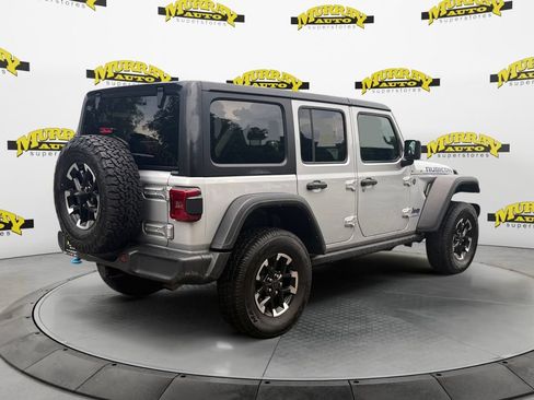 Used 2024 Jeep Wrangler Unlimited Rubicon 4xe AWD/4WD image 5