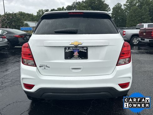 Used 2019 Chevrolet Trax LS w/ Tint and Cruise Package FWD image 5