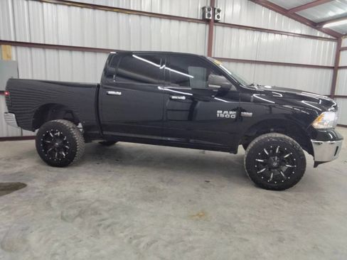 Used 2014 RAM 1500 Lone Star AWD/4WD image 4