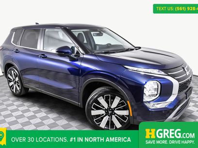 Used 2025 Mitsubishi Outlander SE