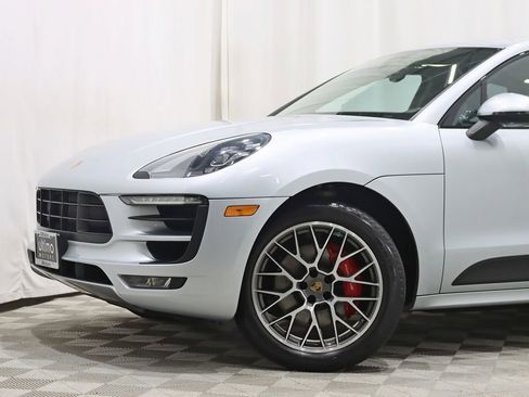 Used 2017 Porsche Macan GTS AWD/4WD image 2