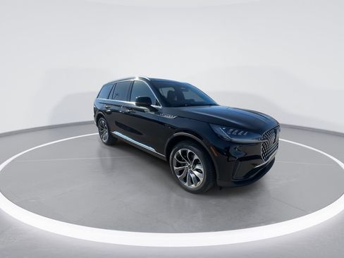 New 2026 Lincoln Aviator Reserve AWD/4WD image 2