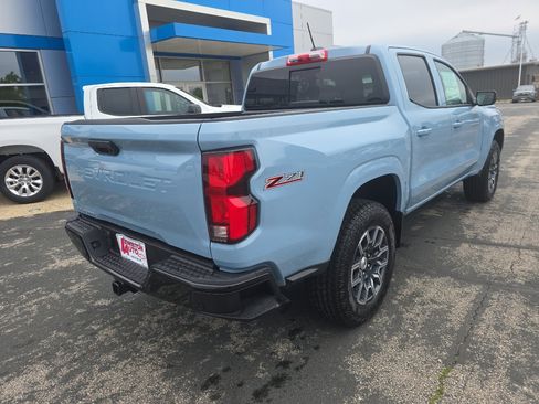 New 2025 Chevrolet Colorado Z71 image 3