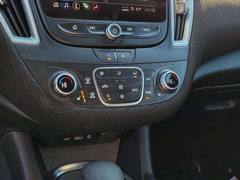 Used 2024 Chevrolet Malibu LT image 27