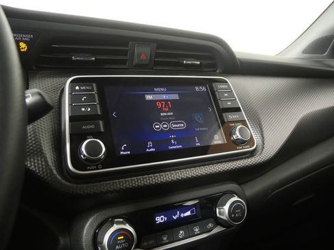 Used 2020 Nissan Kicks SV image 18