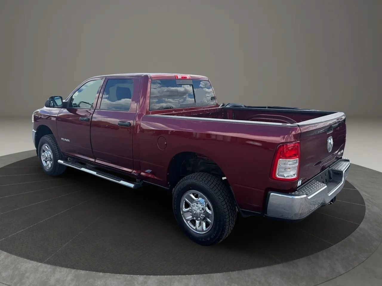 Used 2020 RAM 2500 Tradesman AWD/4WD image 3
