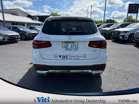 Used 2021 Mercedes-Benz GLC 300 4MATIC image 7