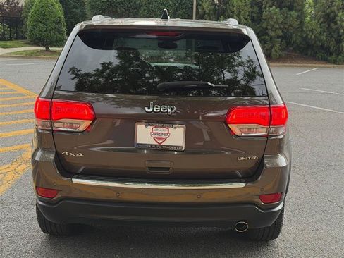 Used 2017 Jeep Grand Cherokee Limited AWD/4WD image 9