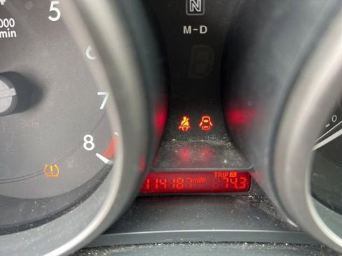 Used 2014 MAZDA MAZDA5 Sport FWD image 12