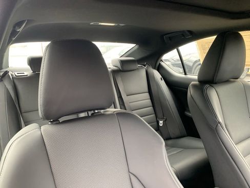 Used 2022 Lexus IS 350 F Sport w/ Memory Package image 18
