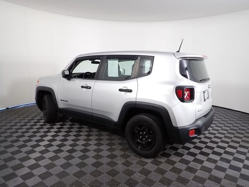 Used 2017 Jeep Renegade Sport w/ Power & Air Group AWD/4WD image 11