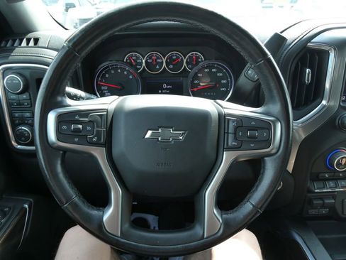 Certified 2021 Chevrolet Silverado 1500 LT Trail Boss w/ Convenience Package II AWD/4WD image 31