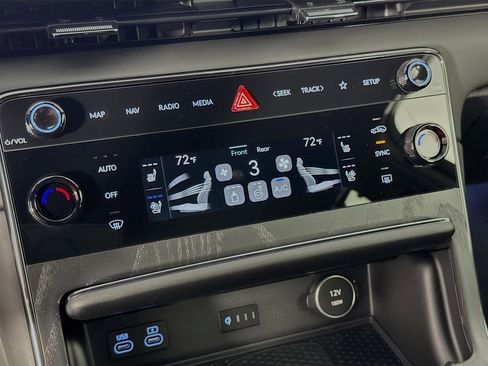 New 2026 Genesis GV80 3.5T Prestige image 18