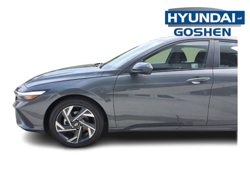 Used 2025 Hyundai Elantra SEL FWD image 5