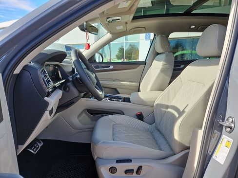 New 2026 Volkswagen Atlas SEL Premium R-Line image 13