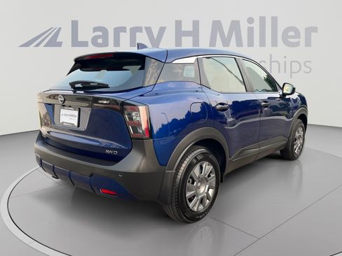 Used 2025 Nissan Kicks S AWD/4WD image 5