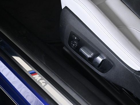Used 2022 BMW M4 Coupe image 23