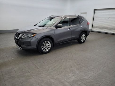 Used 2019 Nissan Rogue SV AWD/4WD image 2