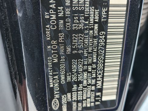 Used 2025 Genesis GV80 2.5T Prestige AWD/4WD image 32