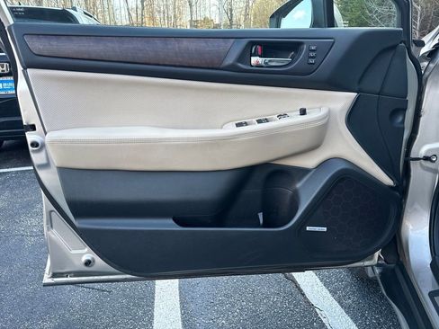 Used 2015 Subaru Outback 2.5i Limited image 27