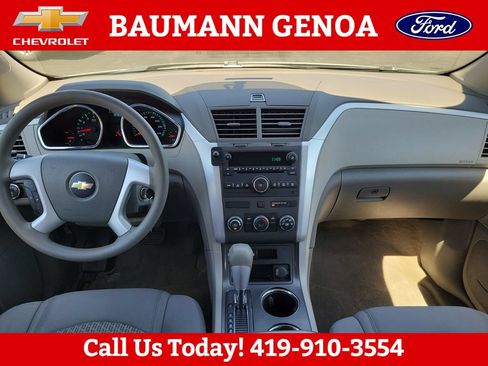 Used 2012 Chevrolet Traverse LS FWD image 12