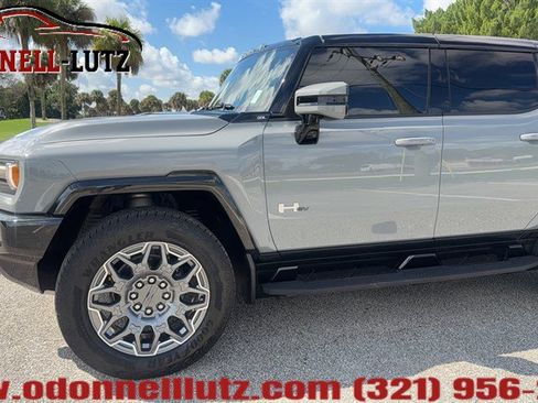 Used 2025 GMC Hummer EV 3X AWD/4WD image 35
