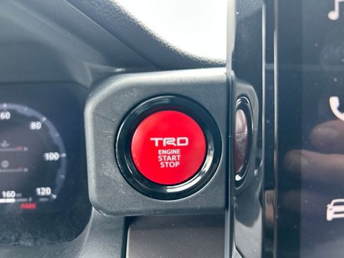Certified 2025 Toyota Tacoma TRD Sport image 28
