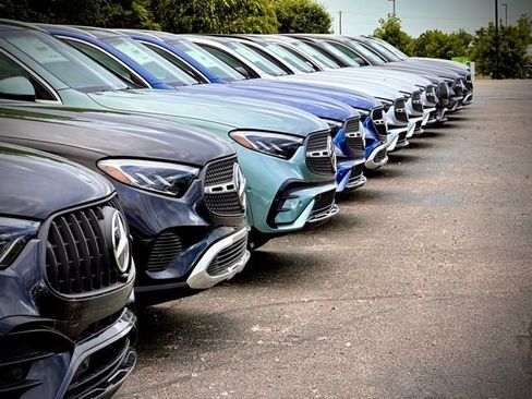 New 2025 Mercedes-Benz GLC 350e 4MATIC image 24