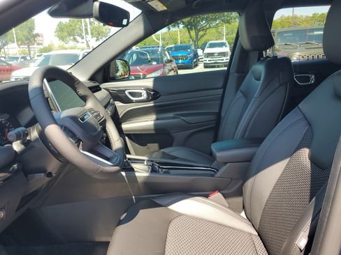 New 2026 Jeep Compass Latitude AWD/4WD image 14