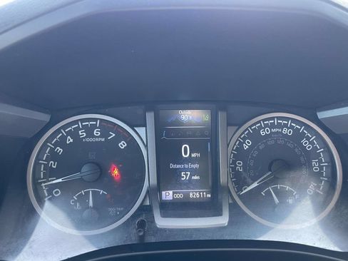 Used 2021 Toyota Tacoma Limited AWD/4WD image 24