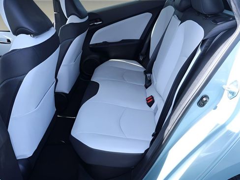 Certified 2016 Toyota Prius Four Touring image 12