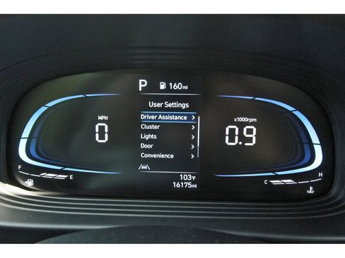 Certified 2025 Hyundai Venue SEL FWD image 17