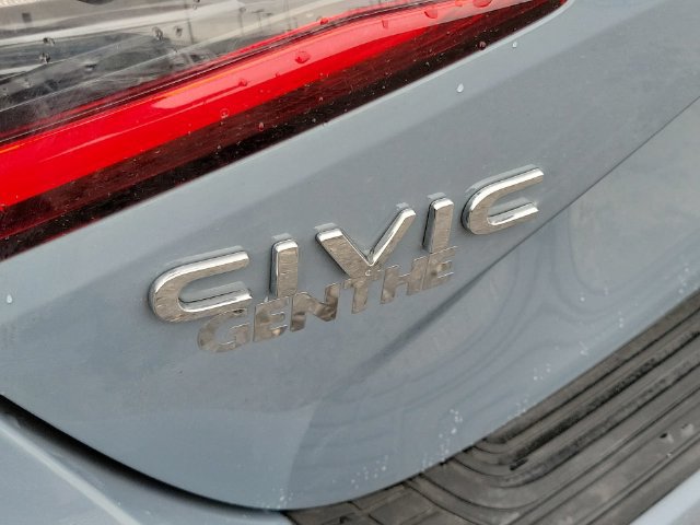 Used 2023 Honda Civic Sport image 33