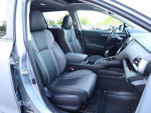 Used 2025 Subaru Outback Onyx Edition AWD/4WD image 19