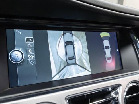 Used 2011 Rolls-Royce Ghost image 51