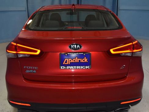 Used 2017 Kia Forte S w/ S Technology Package image 26