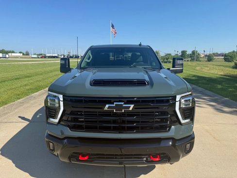 New 2026 Chevrolet Silverado 2500 LTZ w/ Trail Boss Package AWD/4WD image 11