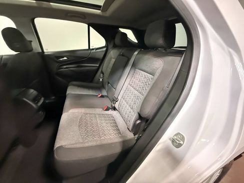 Used 2023 Chevrolet Equinox LT AWD/4WD image 9