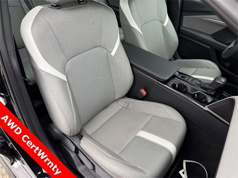 Used 2025 Toyota Camry SE image 11