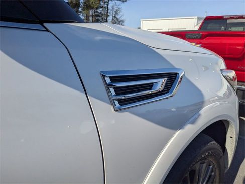 Used 2023 INFINITI QX80 Sensory w/ Cargo Package image 12