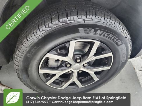 Certified 2025 Jeep Grand Cherokee Limited w/ Luxury Tech Group II AWD/4WD image 35