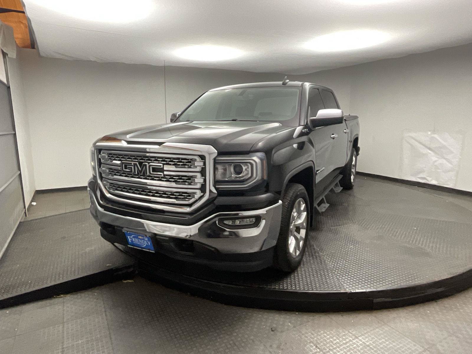 Used 2018 GMC Sierra 1500 SLT w/ SLT Premium Package AWD/4WD image 3