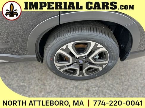 New 2025 Subaru Ascent Touring image 23