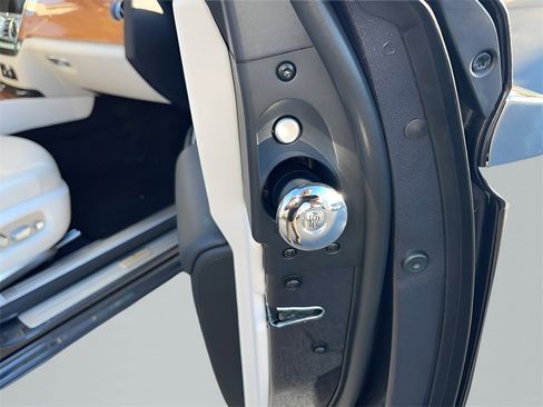Used 2019 Rolls-Royce Ghost image 20