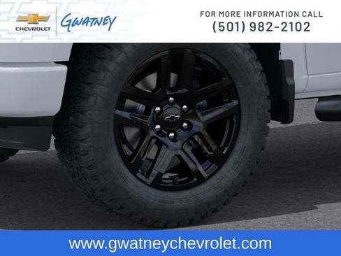 New 2026 Chevrolet Silverado 1500 Custom w/ Turbomax Blackout Package AWD/4WD image 9
