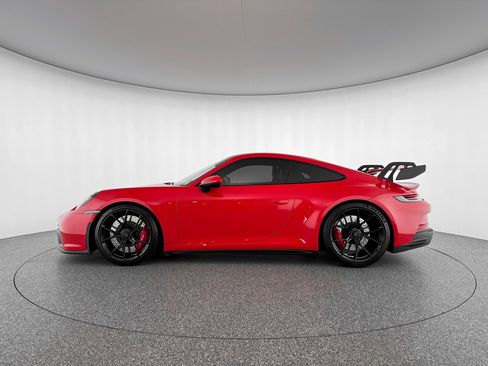 Used 2022 Porsche 911 GT3 image 2