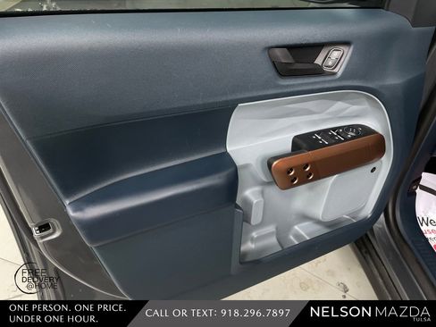 Used 2022 Ford Maverick Lariat w/ Lariat Luxury Package image 19