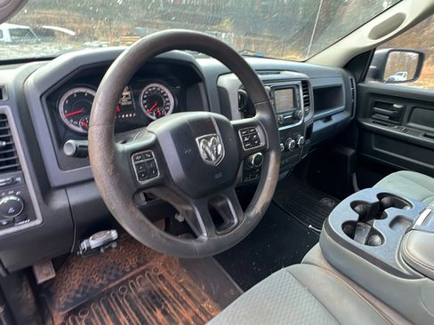 Used 2018 RAM 1500 Express w/ Express Value Package image 23