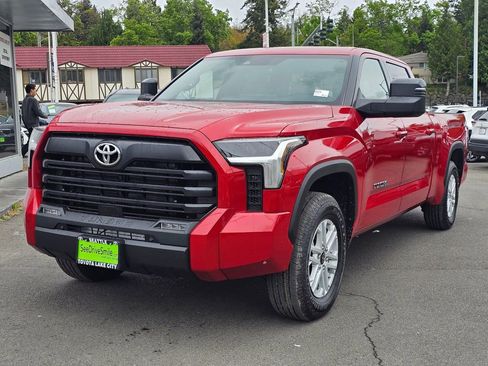 New 2026 Toyota Tundra SR5 AWD/4WD image 3